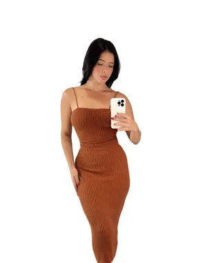 Vestido Thaís | tubinho compressivo em tricô